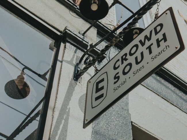 crowdsouth sign